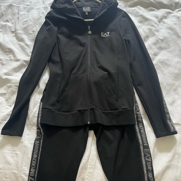 Emporio Armani EA7 Black Hoodie & Sweatpants - Picture 4 of 5